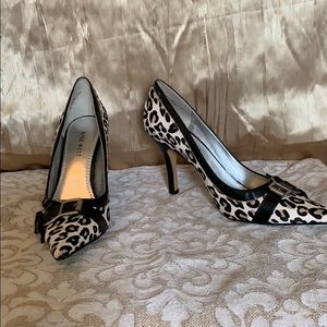 White leopard pumps